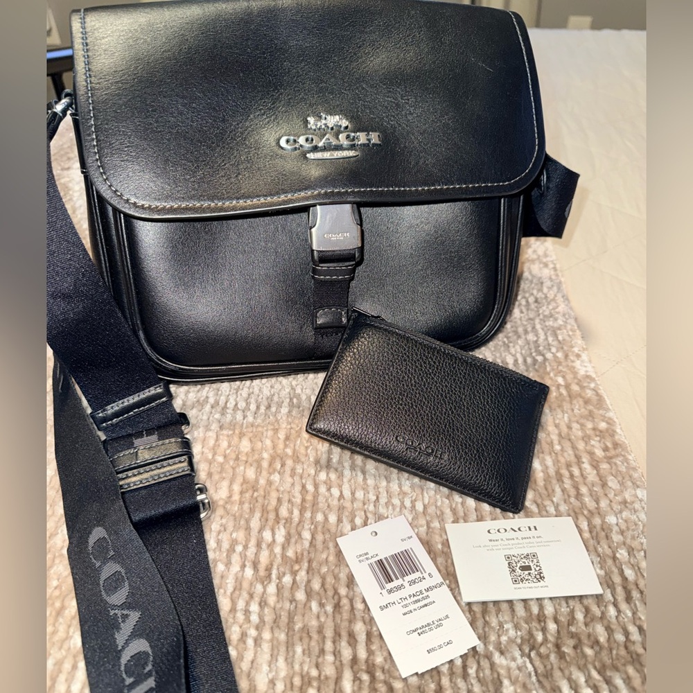Coach Pace Messenger Bag w/Zip Card Case